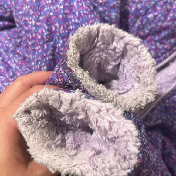 The Northface double sided girls Jacket - Picture 6 of 9